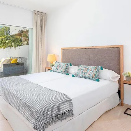 Lomas De Club * 马尔韦利亚